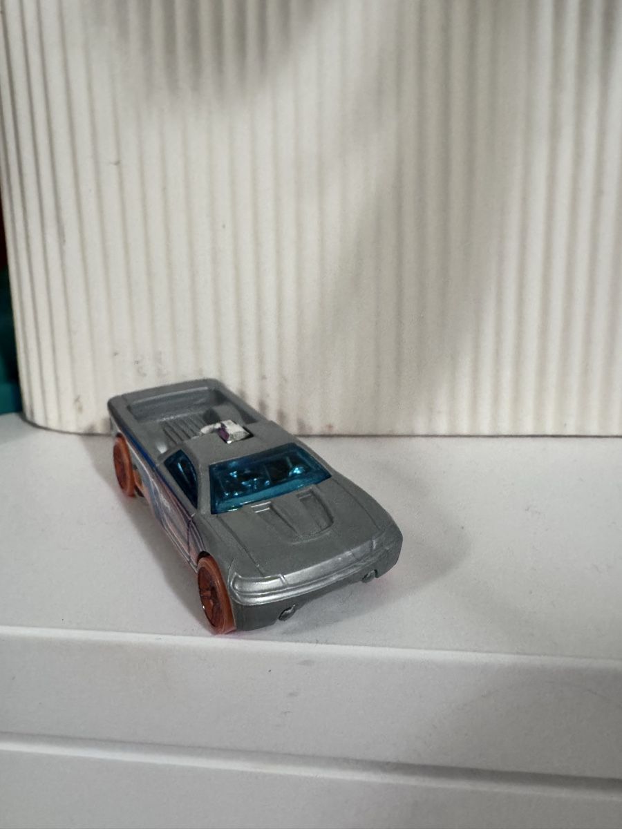 Hot Wheels Modellini d'auto: Hot Wheels Bedlam 2003 - Silver Car – Usato da Zug venduto da axx3l 1