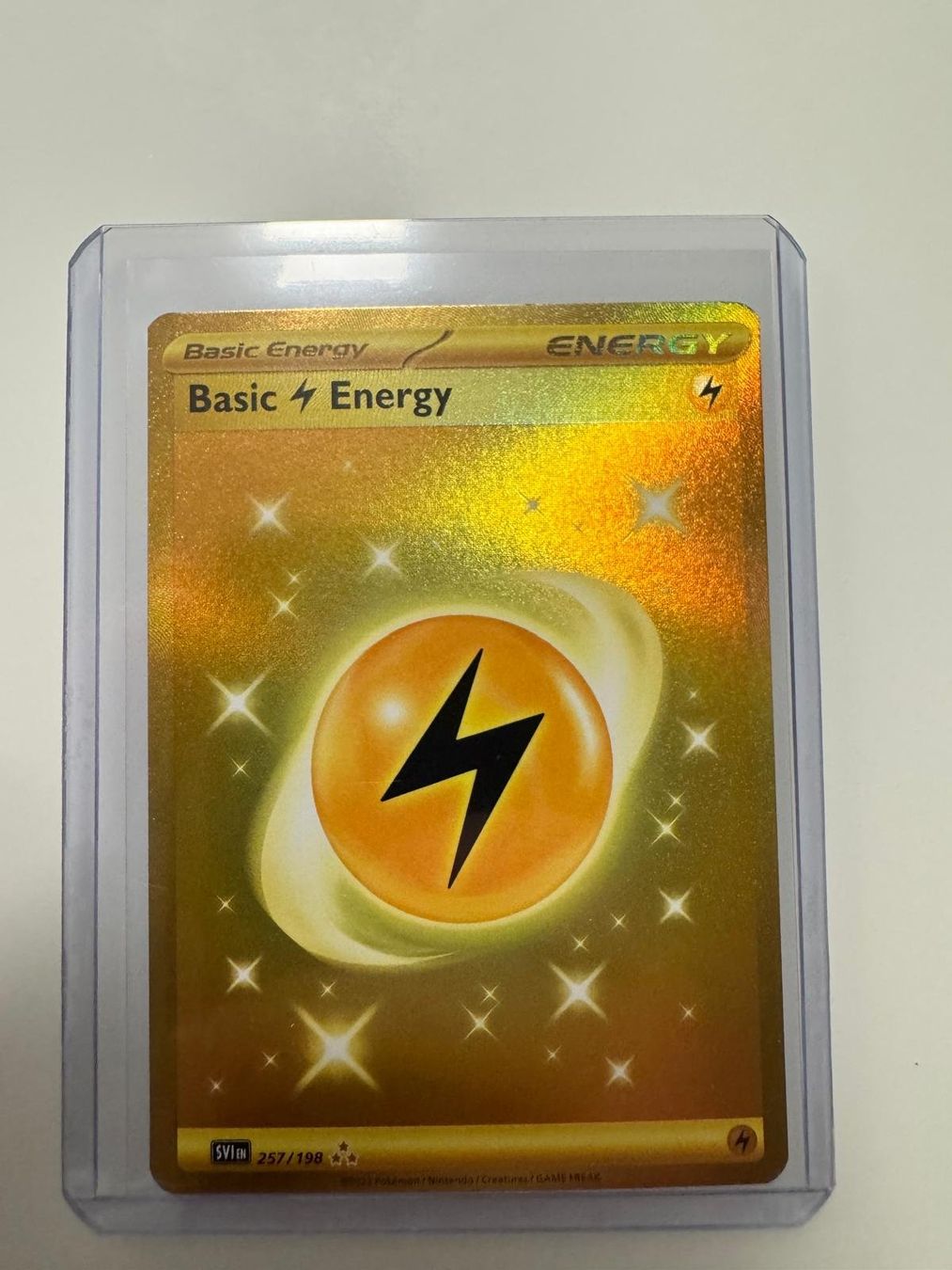 Pokémon Sammelbilder & Trading cards: Basic Lightning Energy | Secret Rare | SVI 257/198 | EN – Gebraucht aus Spreitenbach von Snacky96