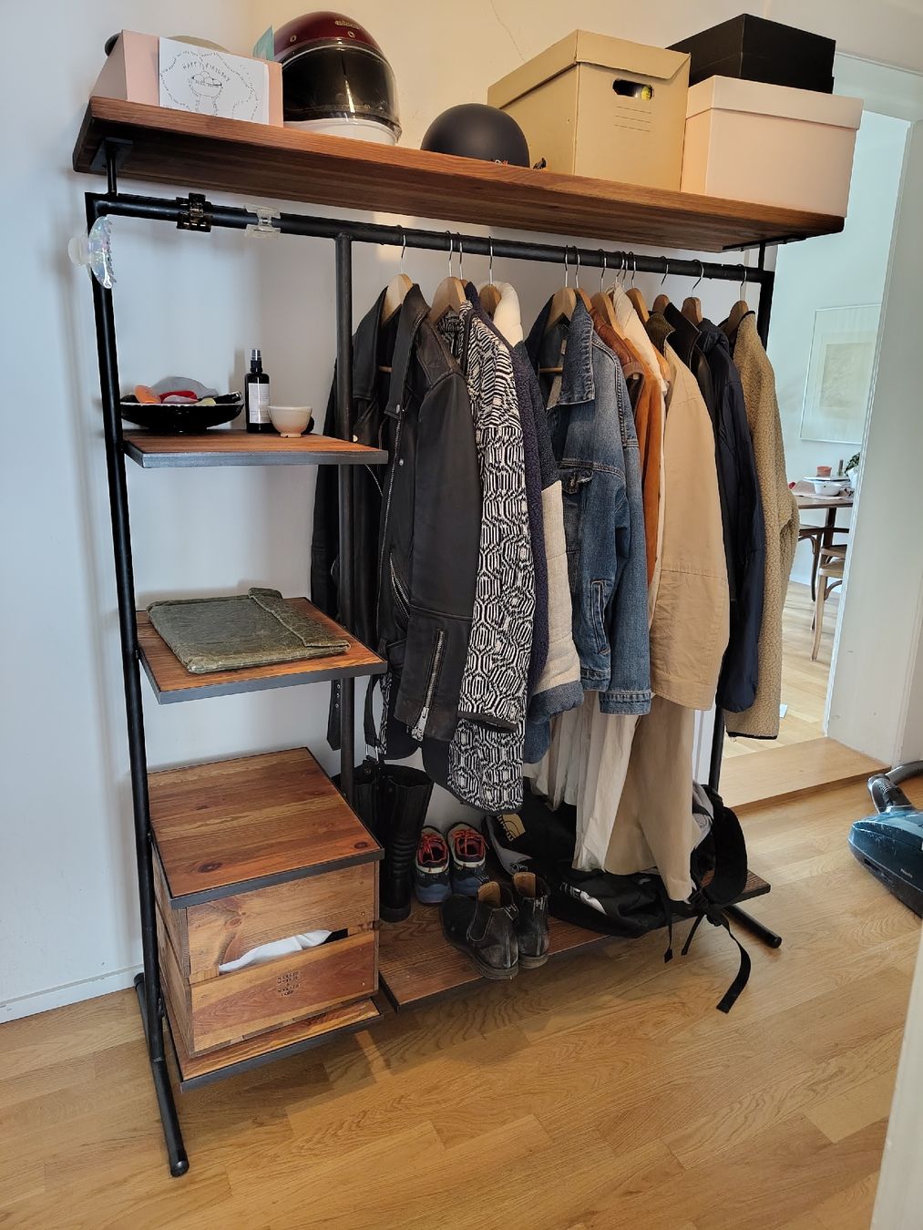 Guardaroba: Garderobe von Noodles & Noodles  – Usato da Zürich venduto da betzec 2