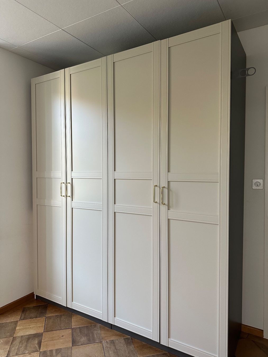 Ikea Schränke: Ikea Pax Schrank – Gebraucht aus Lenzburg von Nivesadina