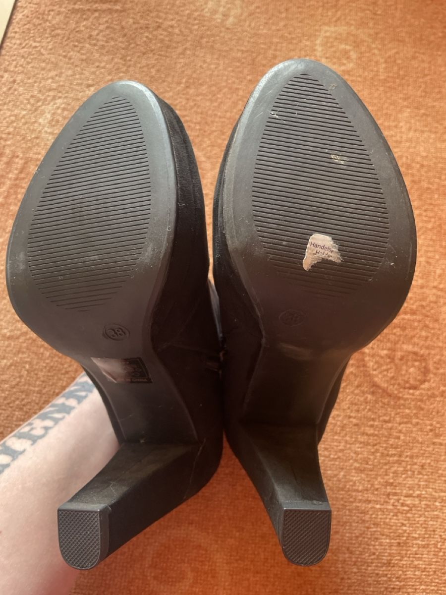 Rainbow Scarpe da donna: Schwarze Stiefeletten Gr. 38 – Nuovo (secondo la descrizione) da Goldingen venduto da FirebirdLady92 2