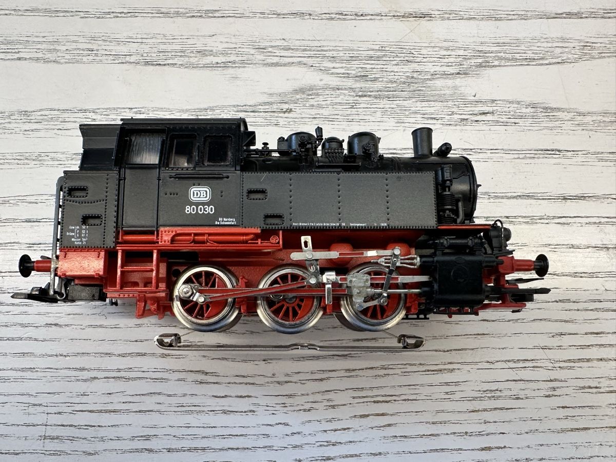 Märklin Trains électriques: Märklin 3540 DB BR 80 mfx digital – Neuf (Voir description) à Lupsingen par New-Haven 2