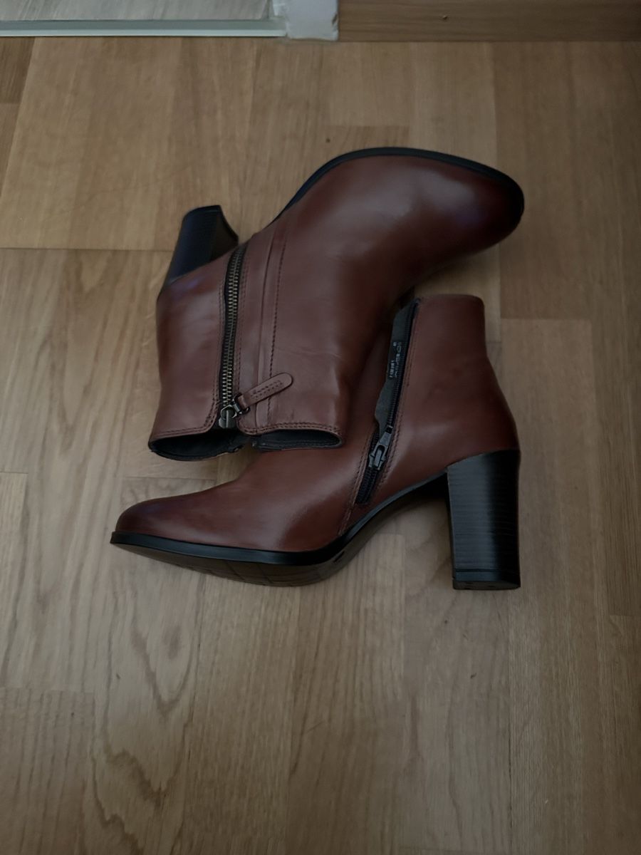 Scarpe da donna: Damen Leder Stiefel Grösse 41 – Nuovo e nell'imballaggio originale da Basel venduto da Ivana_4 2