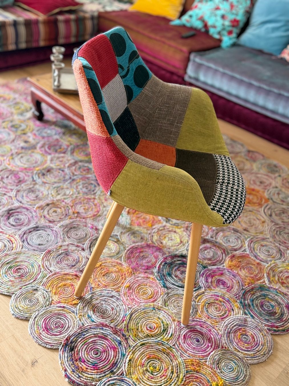Sedie: Design-Esszimmerstühle im Patchwork-Look – Usato da Zürich venduto da gregpan 4