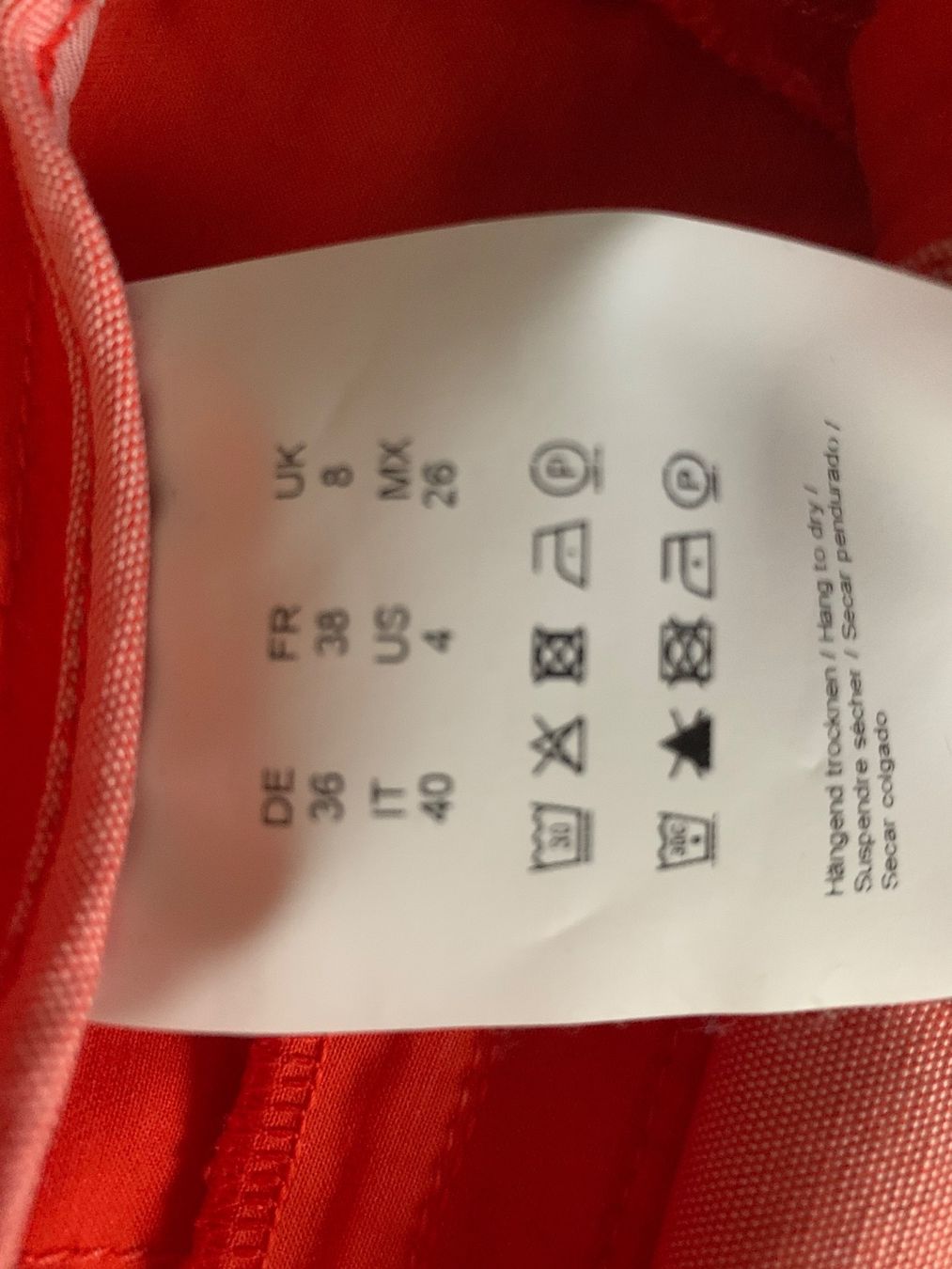 Hugo Boss Pantaloni: Boss Shorts, neuwertig, orange – Nuovo (secondo la descrizione) da Hombrechtikon venduto da Herbstsonne 3