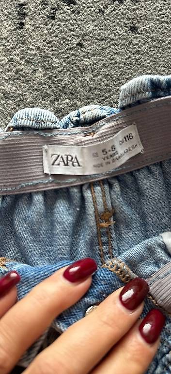 Pantaloni: Jeans Zara fille 5-6 ans  – Usato da Renens VD venduto da mary184 2