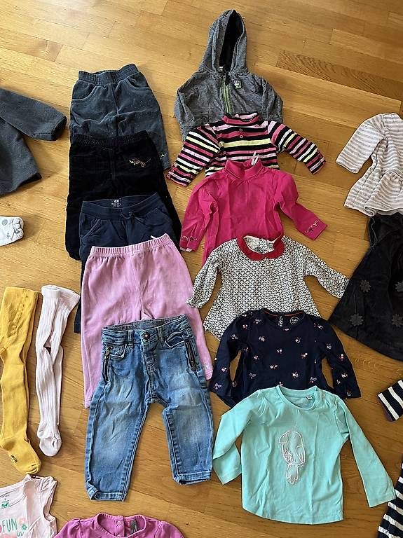 Kleiderpakete & -sets: Kleiderpaket 74 Mädchen – Gebraucht aus Stettlen von Biienli 3
