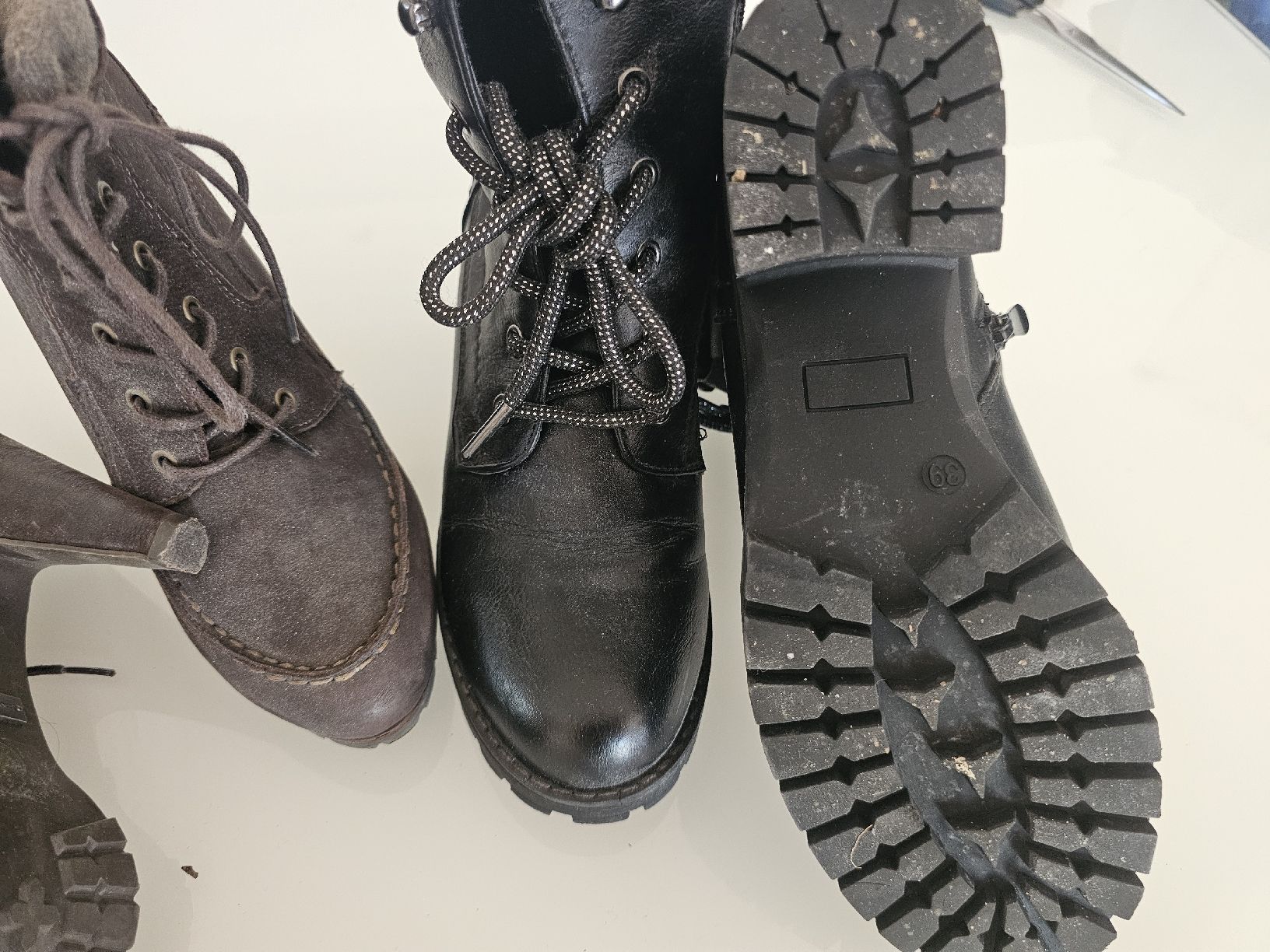 Damenschuhe: 2 Paar Schuhe in Grösse 39 – Neu (gemäss Beschreibung) aus Urdorf von Yvonne008 2