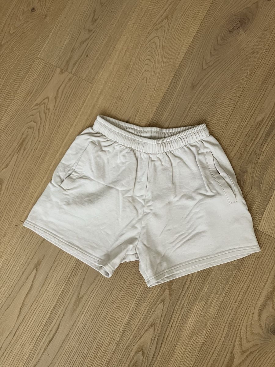 Pantalons: Miaki Shorts – D'occasion à Zürich par pac_qxb7