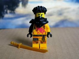Lego Ninjago Minifigur  Arin mit Waffe