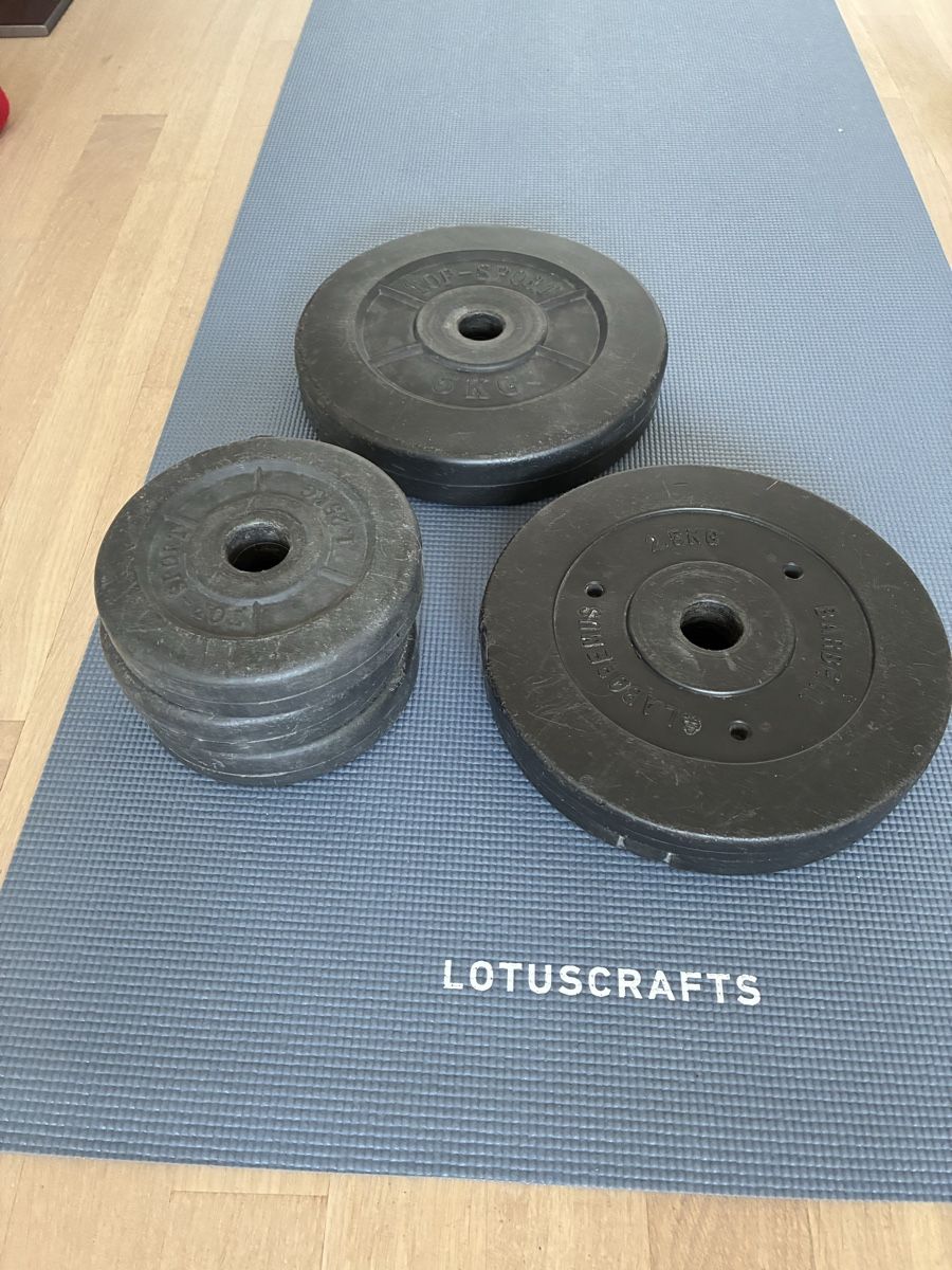 Hometrainer: Weight bench with weights and dumbbells – Usato da Aadorf venduto da pol_dd6j 9