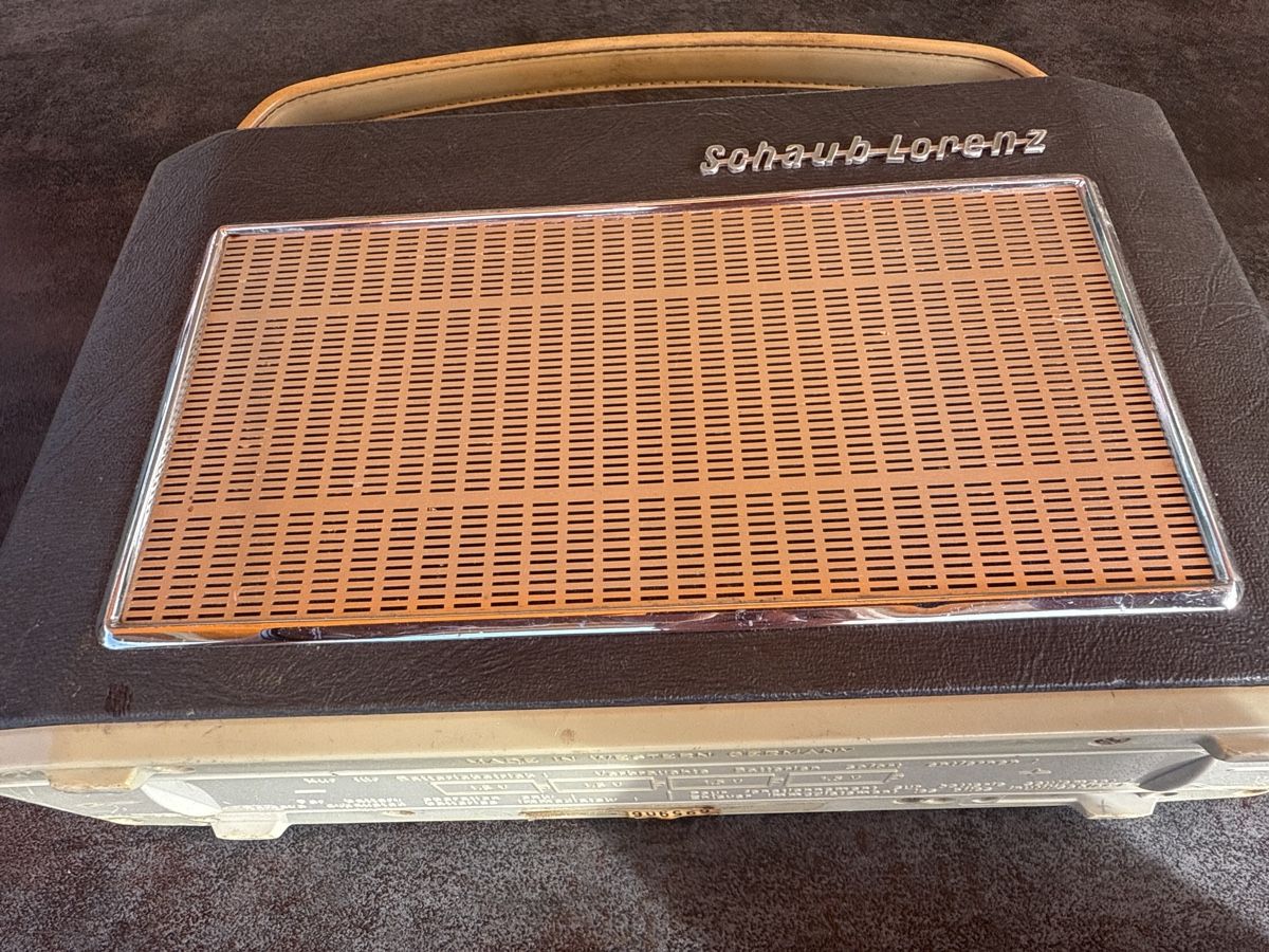 Radio: Vintage Radio – Usato da Horriwil venduto da Carrera68 1