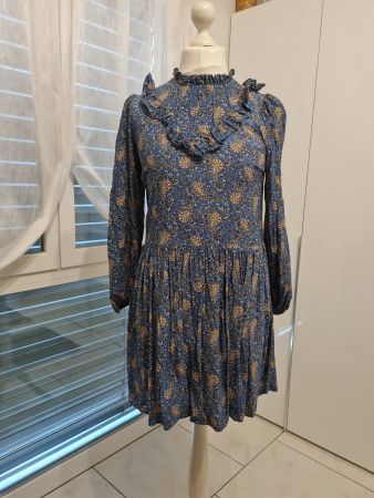 Sehr schöner Kleid
