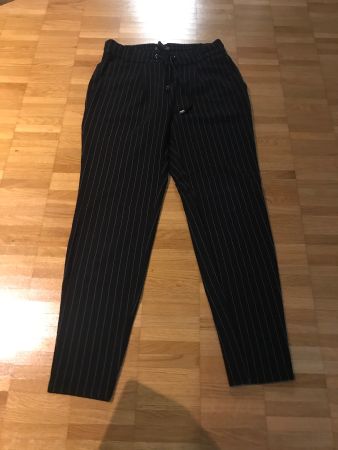Bequeme Nadelstreifenhose Gr 34