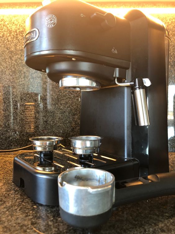 De Longhi Easy Serving Espresso Siebträger Maschine schwarz Kaufen