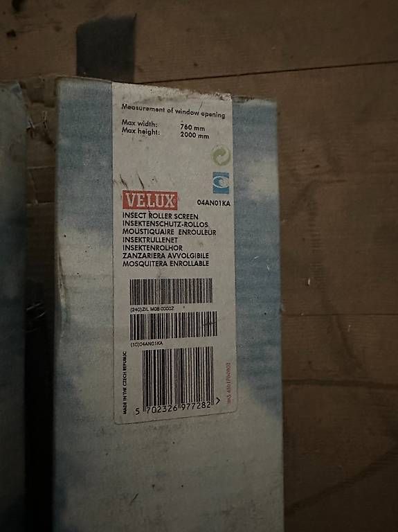 Altro per la casa: 9 Insektenschutz-Rollos Velux mit Motor – Usato da Interlaken venduto da pat_9tp8 1