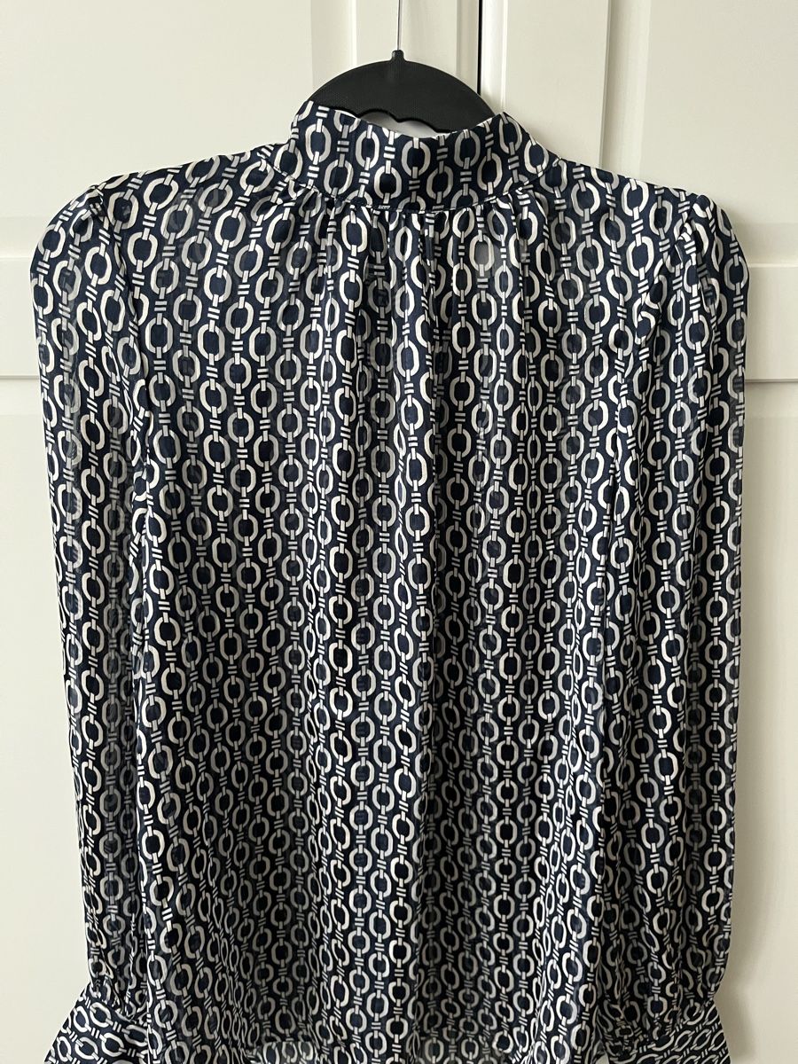 H&M Camicette: elegante Bluse mit Stehkragen – Nuovo (secondo la descrizione) da Allschwil venduto da eyl_bb8q