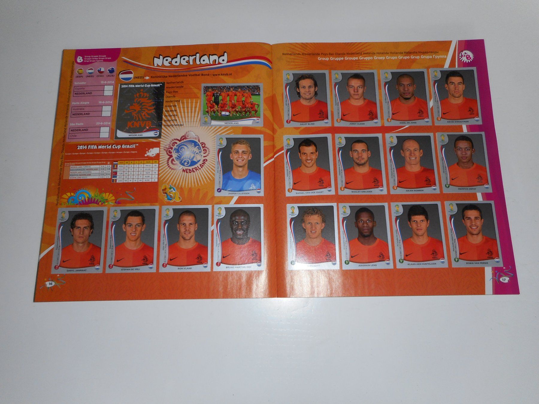 Panini Alben: Panini WM Album Brasil 2014/14 Nr.3 komplett – Gebraucht aus Cham von Paniniworld 3