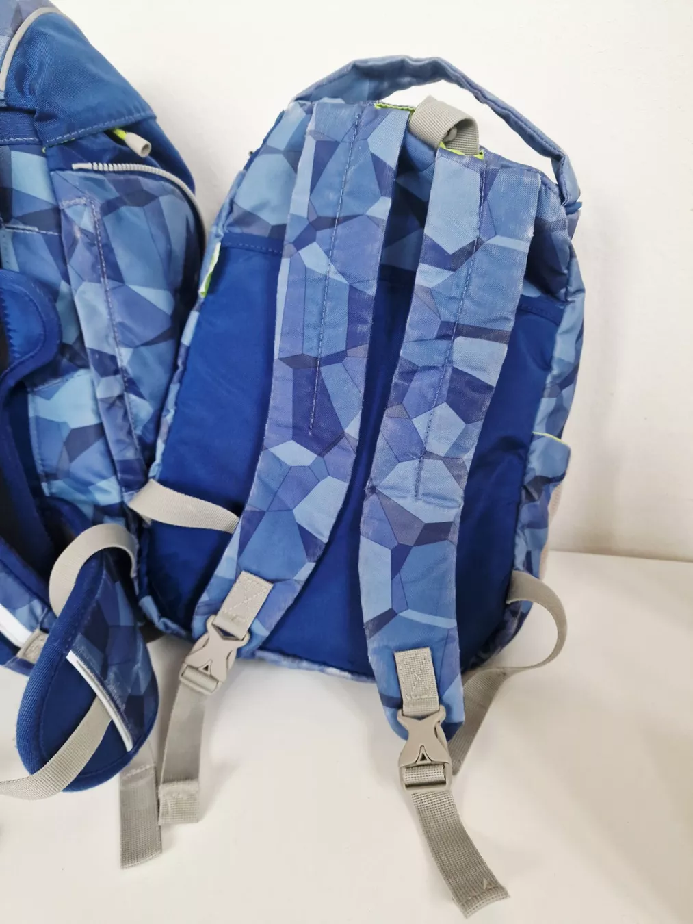 Ergobag Kindertaschen: Jungen Ergobag Schullrucksack mit Etui Blau mit div. Fächern – Gebraucht aus Hallau von CHACLA 2