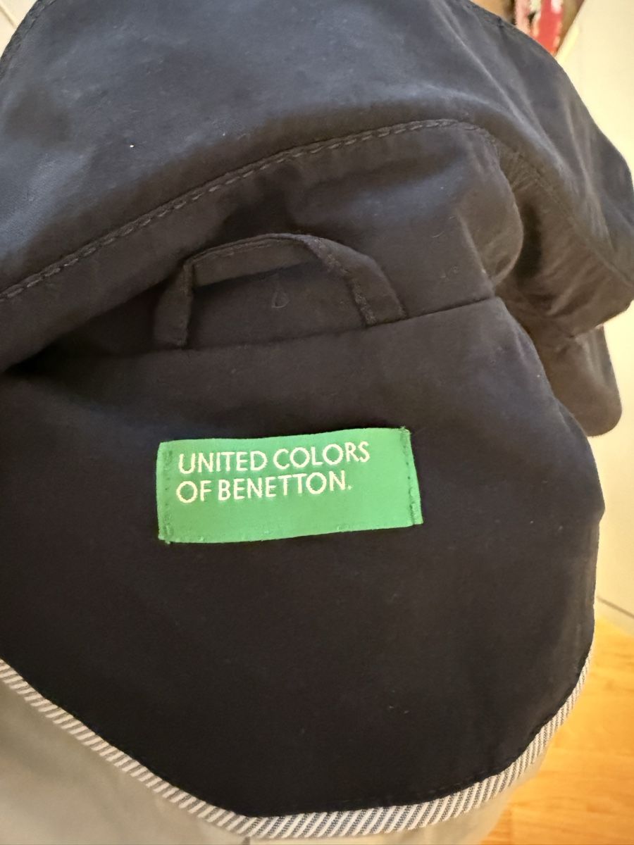 Benetton Cappotti: Benetton Trench Coat, Dark Blue, Elegant - Size Medium – Usato da Horgen venduto da Salomee02 2