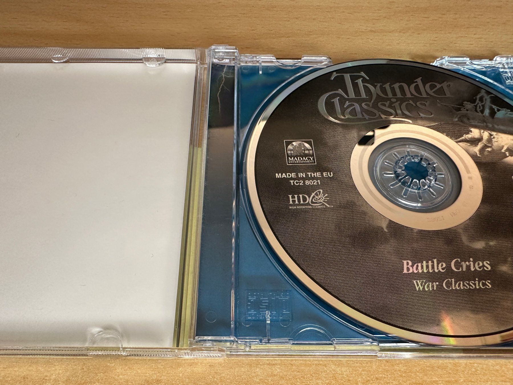 CDs: T8 Various – Battle Cries • War Classics – D'occasion à Rikon im Tösstal par Alpenmutz 2
