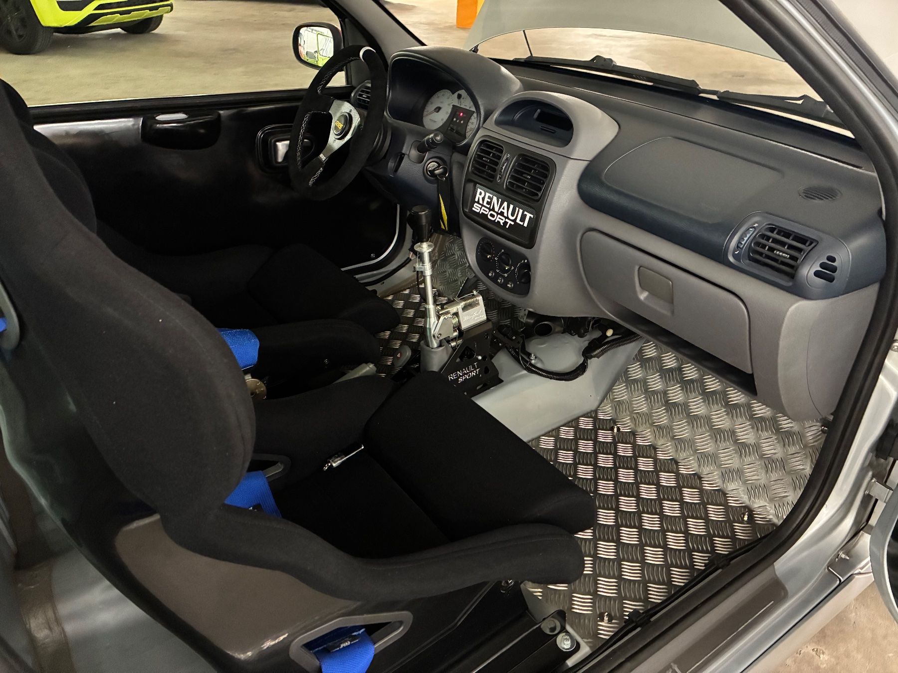 Renault Automobili: Renault Clio 2RS phase 1 Trackday 2001 – Usato da Fontaines NE venduto da Jameson87 3