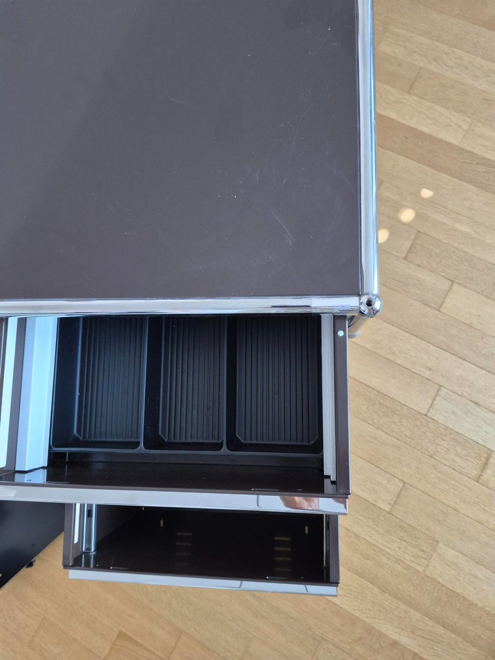 USM Banconi: USM Rollcontainer, dunkelbraun – Usato da Zürich venduto da JeaNo21 2