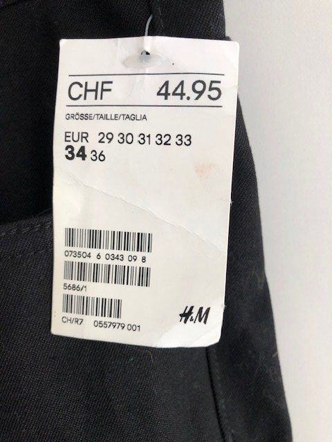 H&M Pantaloni: Hose, Herren, H&M, 34, schwarz, neu – Nuovo (secondo la descrizione) da Hünenberg See venduto da dustein 2