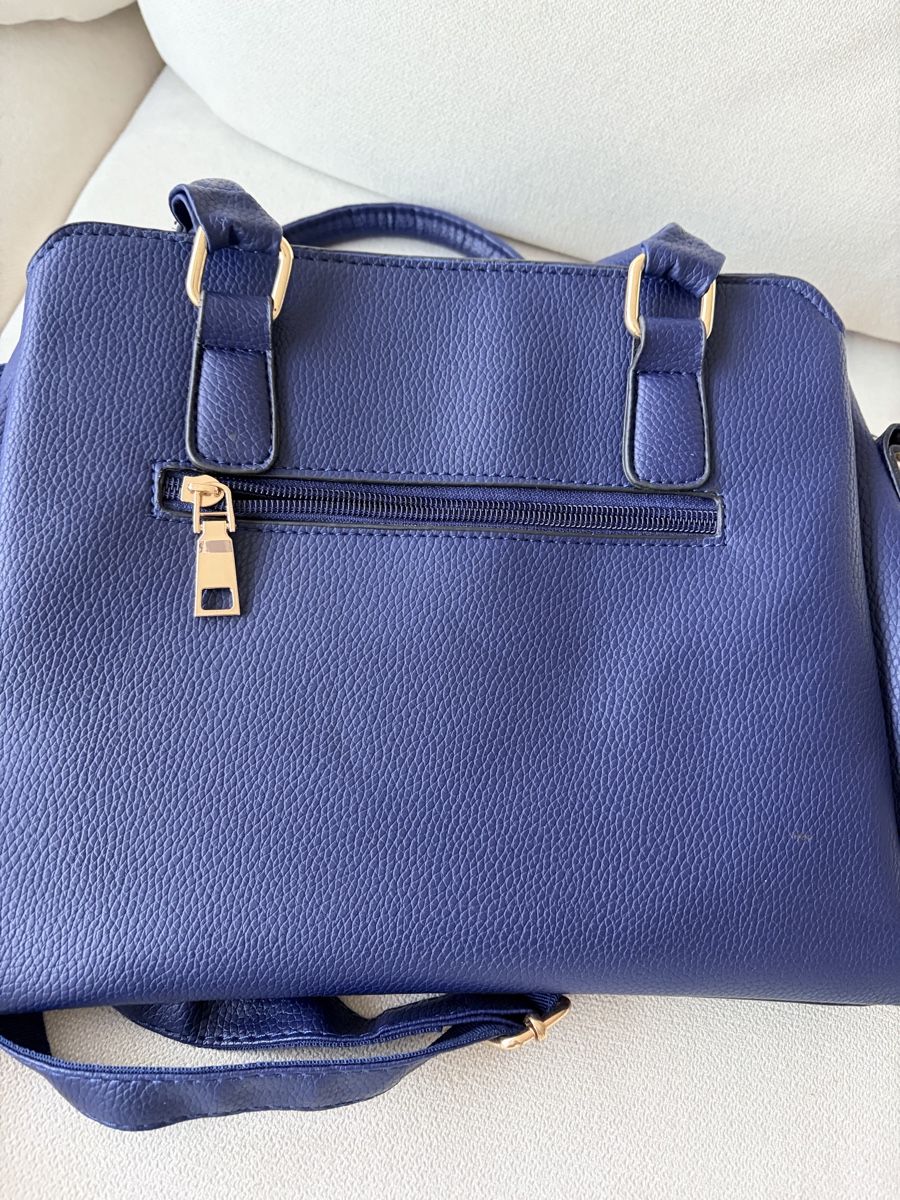 Borse da donna: Sac à main bleu marine élégant avec breloque décorative – Nuovo (secondo la descrizione) da Champlan venduto da Ger77 3
