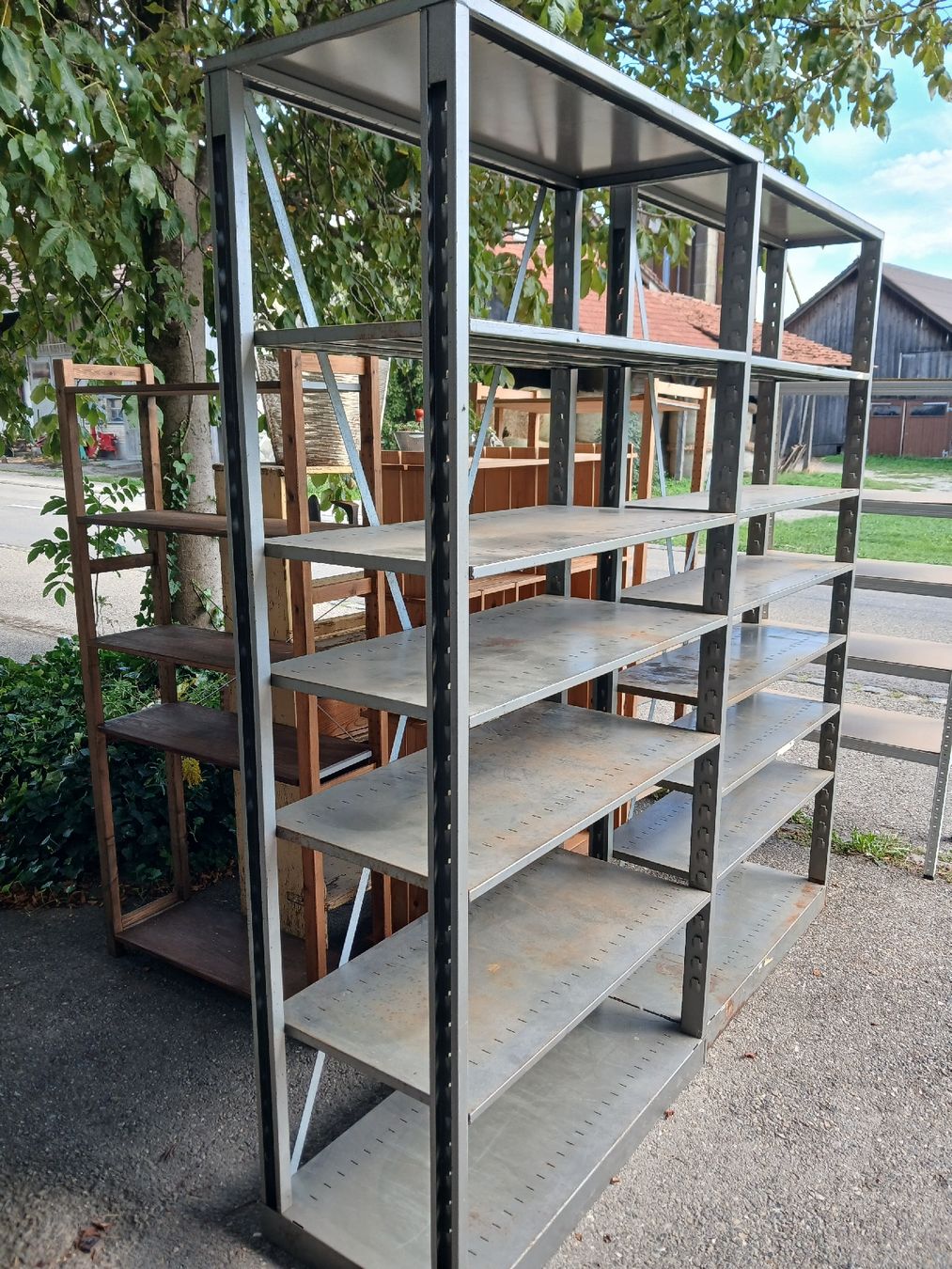 Scaffali: 2 Metall Regale massiv  – Usato da Hagenbuch ZH venduto da bromaer 2