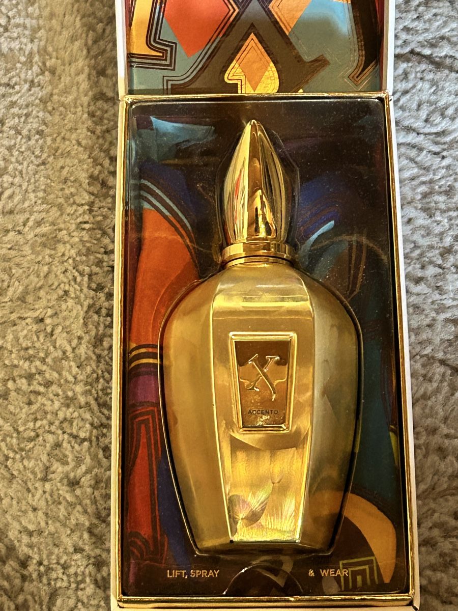 Xerjoff Profumi & Eau de Toilette: Xerjoff Accento Eau de Parfum 100ml – Nuovo (secondo la descrizione) da Hettiswil venduto da chuengu1973