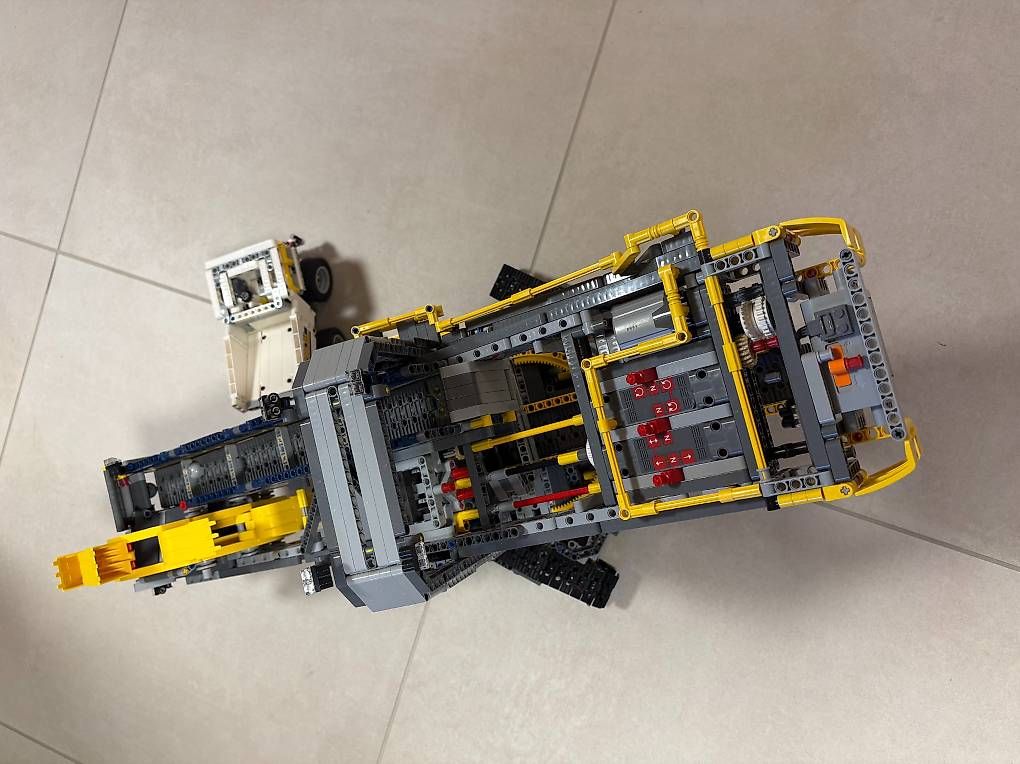 Kit di modellismo & Modellini statici: LEGO Technic 42055 Schaufelradbagger zerlegt & sortiert – Usato da Aefligen venduto da Stefan_Lobsiger1979 3