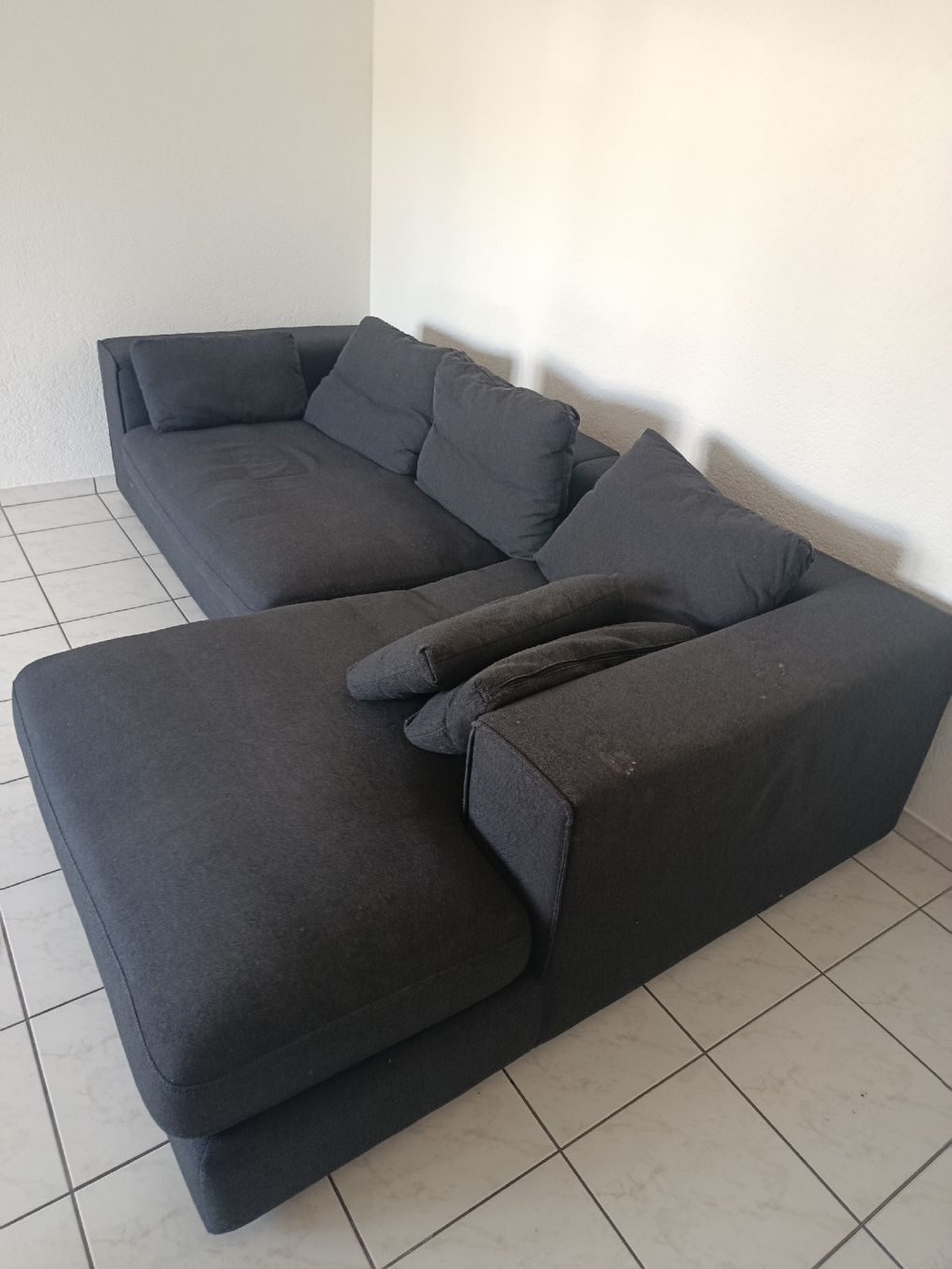Sofas: Canapé d'angle noir / Schwarzes Ecksofa  – Gebraucht aus Alterswil FR von thi_sy2m 1