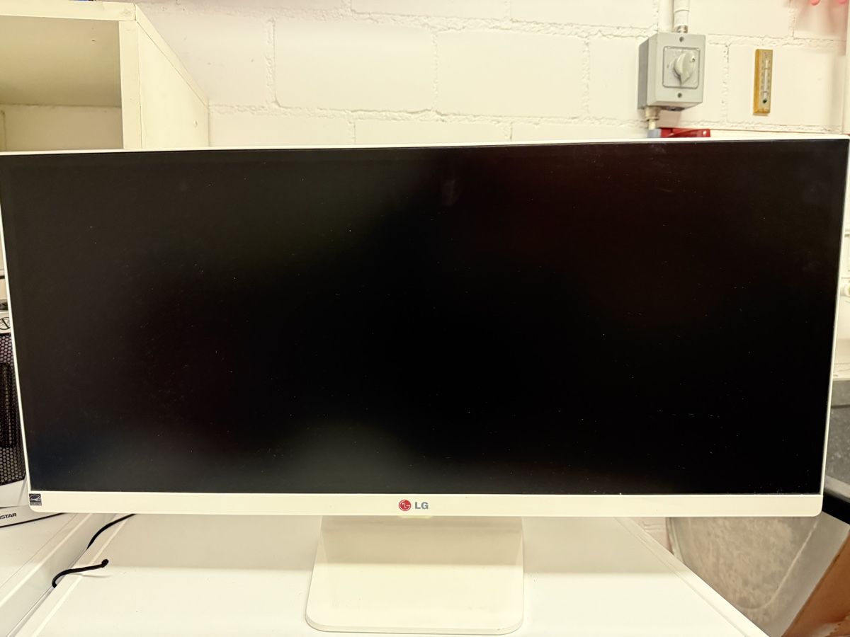 LG Monitore: Bildschirm LG Größe: 29 Zoll – Gebraucht aus Uster von dia_9hl9 7