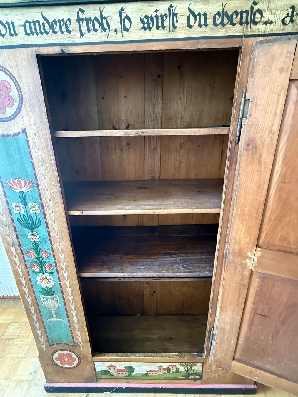 Armoires: Antiker Schrank – D'occasion à Wittenwil par tabaskus 1