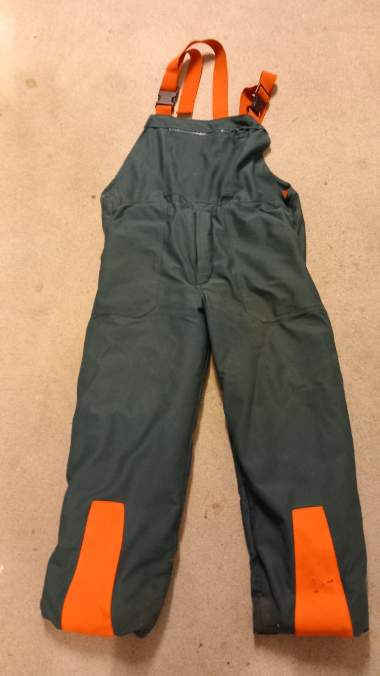 Pantaloni: Sicherheitshose – Usato da Buchs AG venduto da Geraete