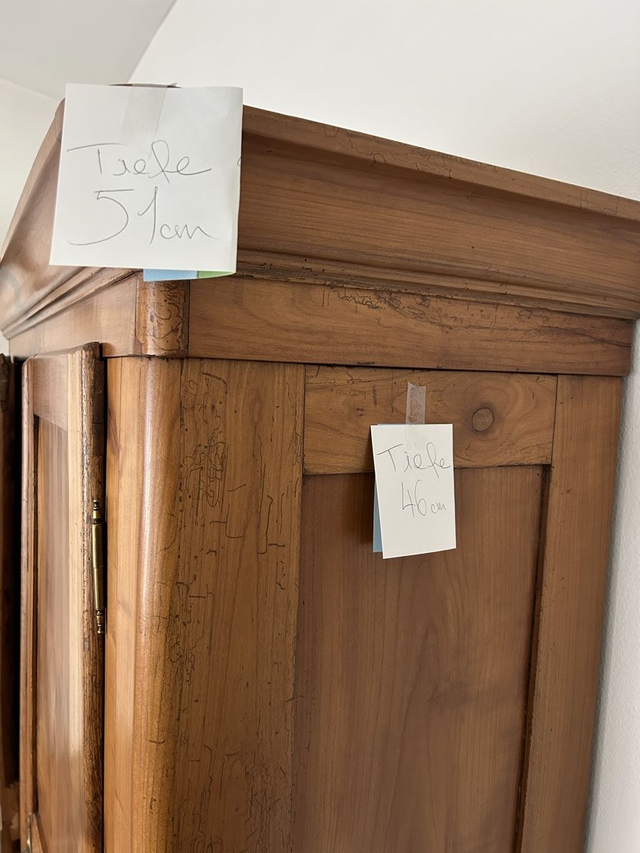 Armadi: BAUERNSCHRANK – Usato da Erlenbach ZH venduto da Xe01 2