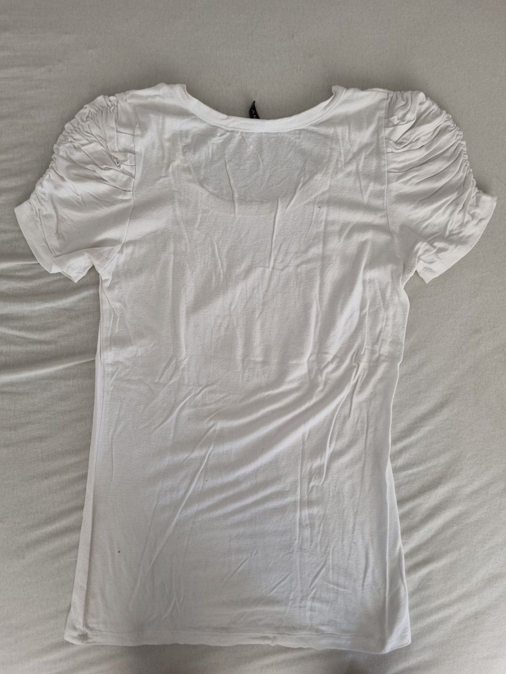 T-Shirts: Weisses T-Shirt "Amisu" (Gr. 40) – Gebraucht aus Gams von federli29 1