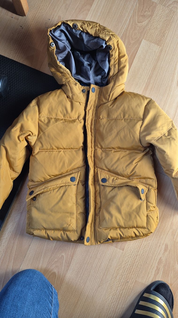 Zara Giacche & Cappotti: Zara Daunenjacke 104 – Usato da Winterthur venduto da Frettchen87