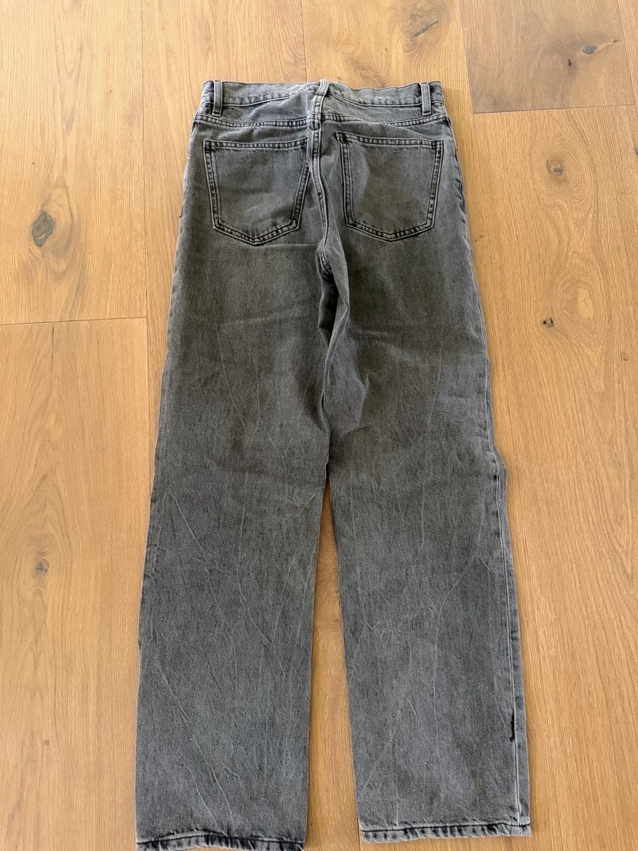 Zara Jeans: Zara Jeans grau – Usato da Meilen venduto da laraherre 1