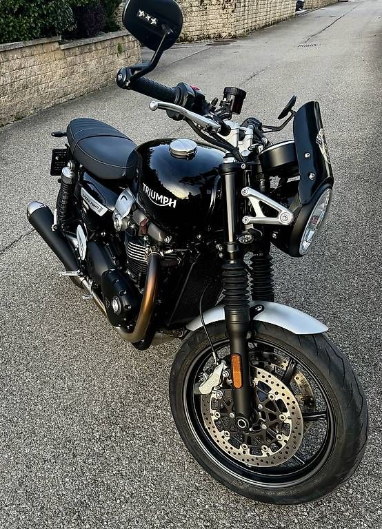 Triumph Strada: Vds Triumph Speed Twin 1200 – Usato da Lavigny venduto da fdo01 1