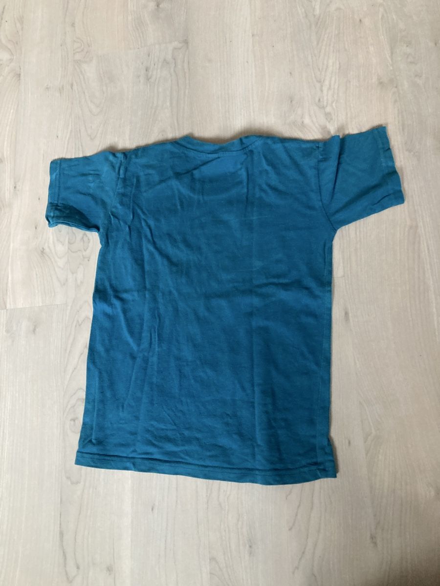 Camicie, T-shirt & Polo: T-shirt 110 – Usato da Amden venduto da Karplusan 1