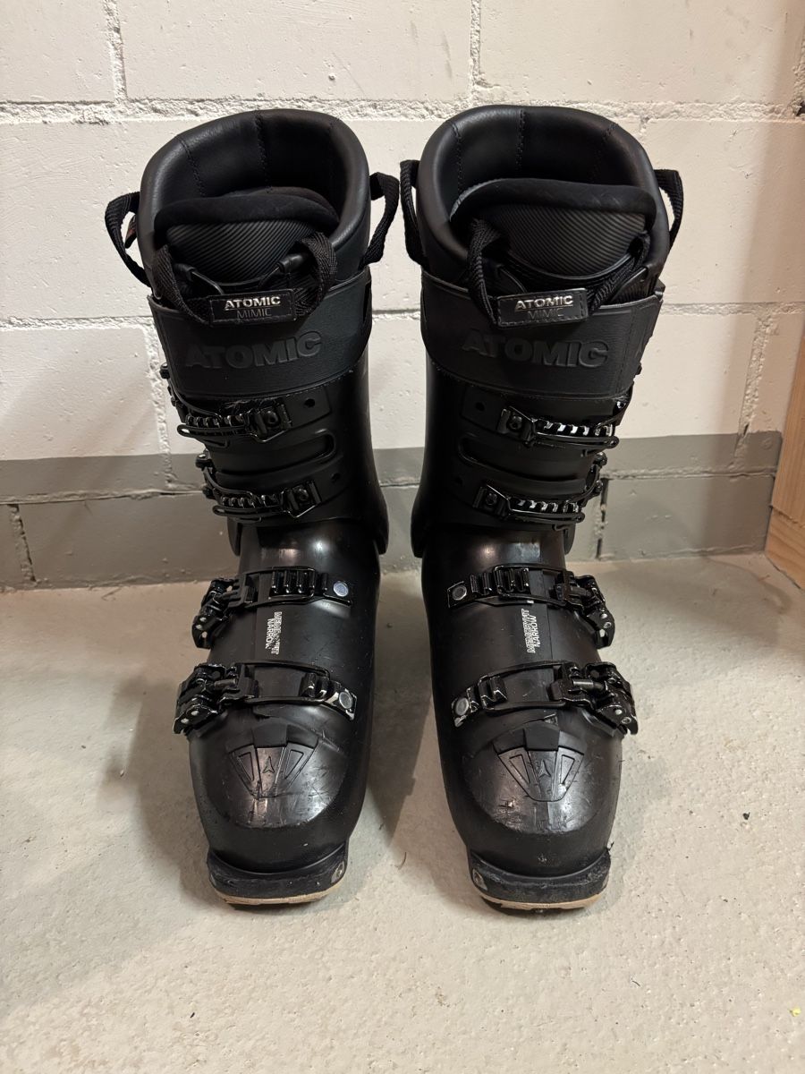 Herrenschuhe: Atomic Skischuhe, Hawk Ultra 130, Grösse 28/28.5 – Gebraucht aus Glarus von H_O_GL 1
