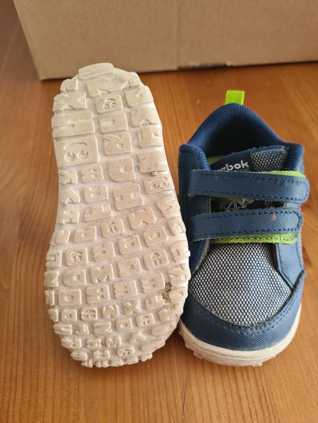 Reebok Scarpe per ragazzi: Reebok Kinder Turnschuhe Grösse 21 – Usato da Horw venduto da Mirii91 1