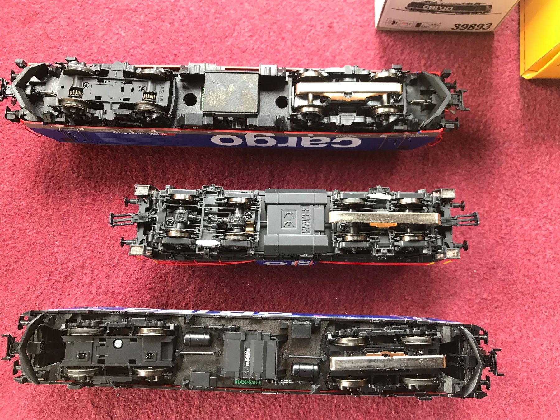 Trains électriques: Lot mit 3 Stk. Cargo Lokomotiven – Neuf avec emballage d'origine à Erschwil par Freitag1 7