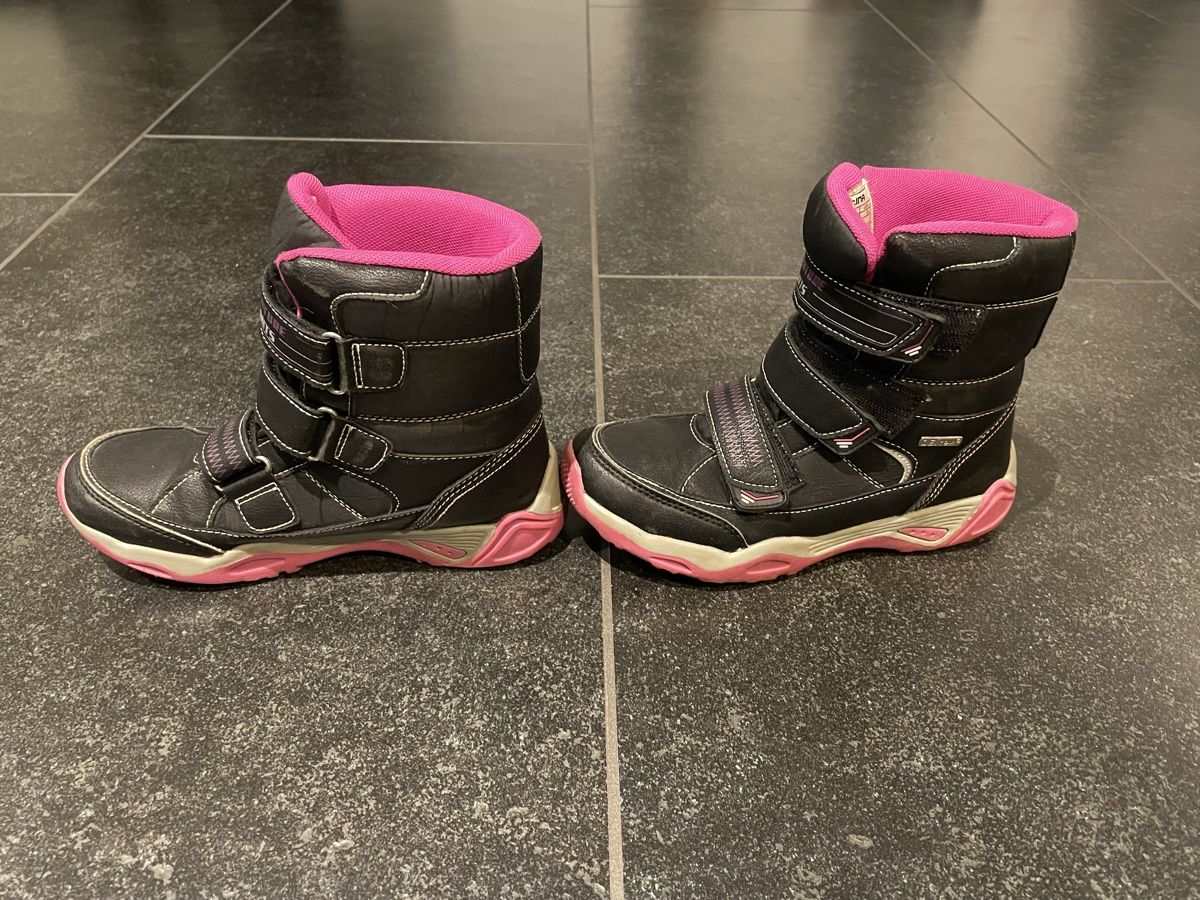 Scarpe per ragazze: Cortina Stiefel Mädchen Grösse 34 – Usato da Wegenstetten venduto da Marcus2222 2
