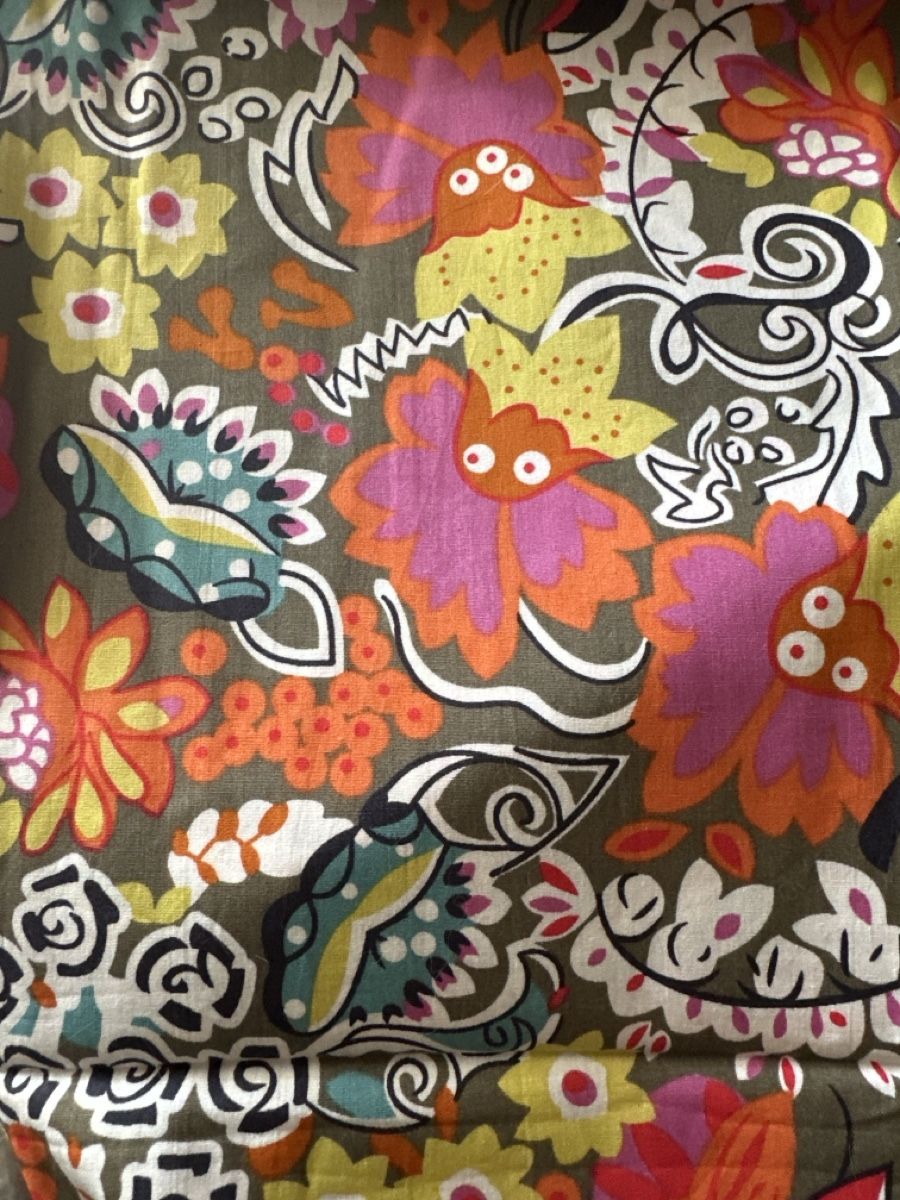 Stoffe: Stenzo BW-Stoff Retro-Blumenmuster 100 x 140  – Neu (gemäss Beschreibung) aus Domdidier von Lilalu168
