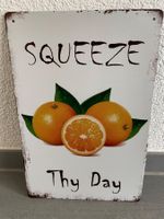 SCHILD METALL SQUEEZE ORANGE  / 1 Stück