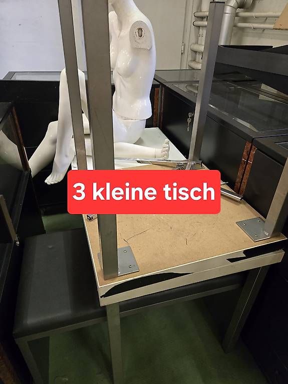 Lampade: Kleidergeschäft Einrichtungen  – Usato da Thunstetten venduto da gregios1 1