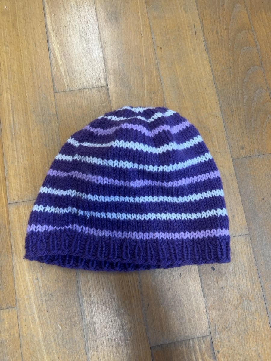 Hüte, Mützen & Caps: Handgestrickes Beanie – Gebraucht aus Ueberstorf von mrafael